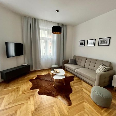 Firstclass 2R_Apartment In Λειψία Εξωτερικό φωτογραφία