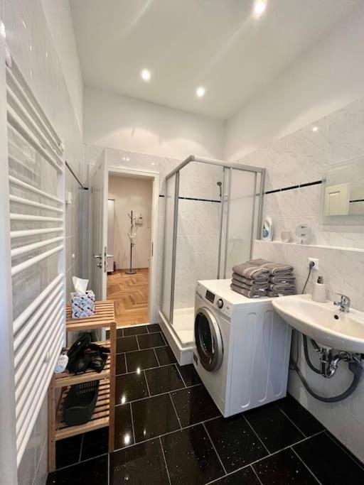 Firstclass 2R_Apartment In Λειψία Εξωτερικό φωτογραφία